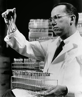 Peringatan Hari Lahir Jonas Salk, Sang Penemu Vaksin Polio